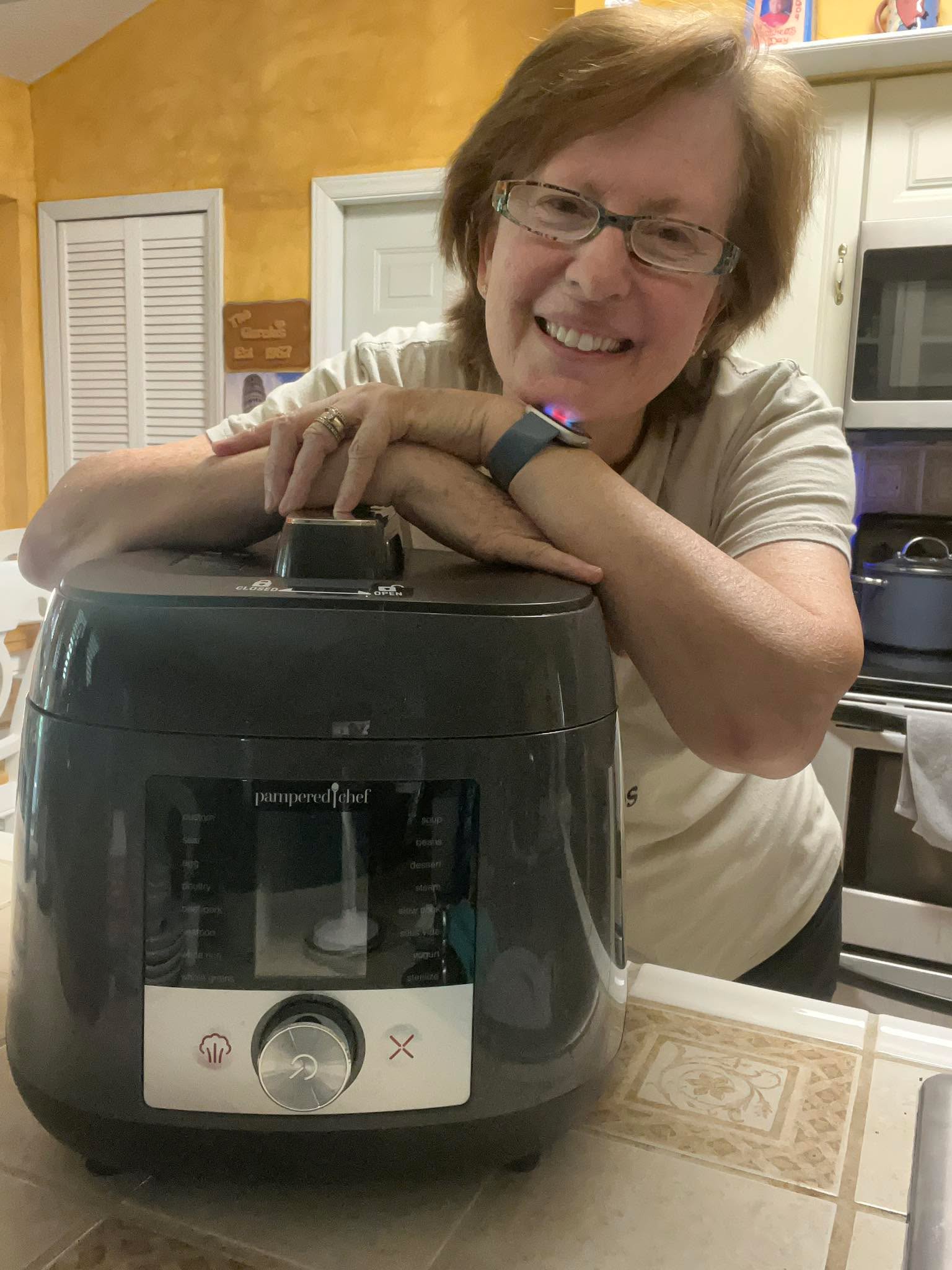 Before I had my Deluxe Multi Cooker, dinner time could feel like a full-blown emergency. 😅

Around 4:00 PM, I'd realize I forgot to thaw something, and suddenly I was standing in front of the freezer wondering what on earth we were going to eat.

Then my Deluxe Multi Cooker came to the rescue. 🙌

Now I can take something frozen and turn it into a delicious dinner without the stress, the panic, or the last-minute drive-thru run.

And here's the best part during these hot-as-Hades summer days... it doesn't heat up my kitchen! 🔥☀️ While the Texas sun is doing its thing outside, my DMC is helping me get dinner on the table without turning my house into a sauna.

It's become one of my absolute favorite kitchen tools because it saves time, saves stress, and saves dinner on those crazy busy days.

If dinnertime feels a little chaotic at your house too, come join my VIP group! I share all sorts of my favorite meal-saving tips, shortcuts, and kitchen hacks.

❤️ Drop a heart below and I'll send you the link!

#howipamperedchef #robinspamperedpeeps #easypeasy #letsdothis