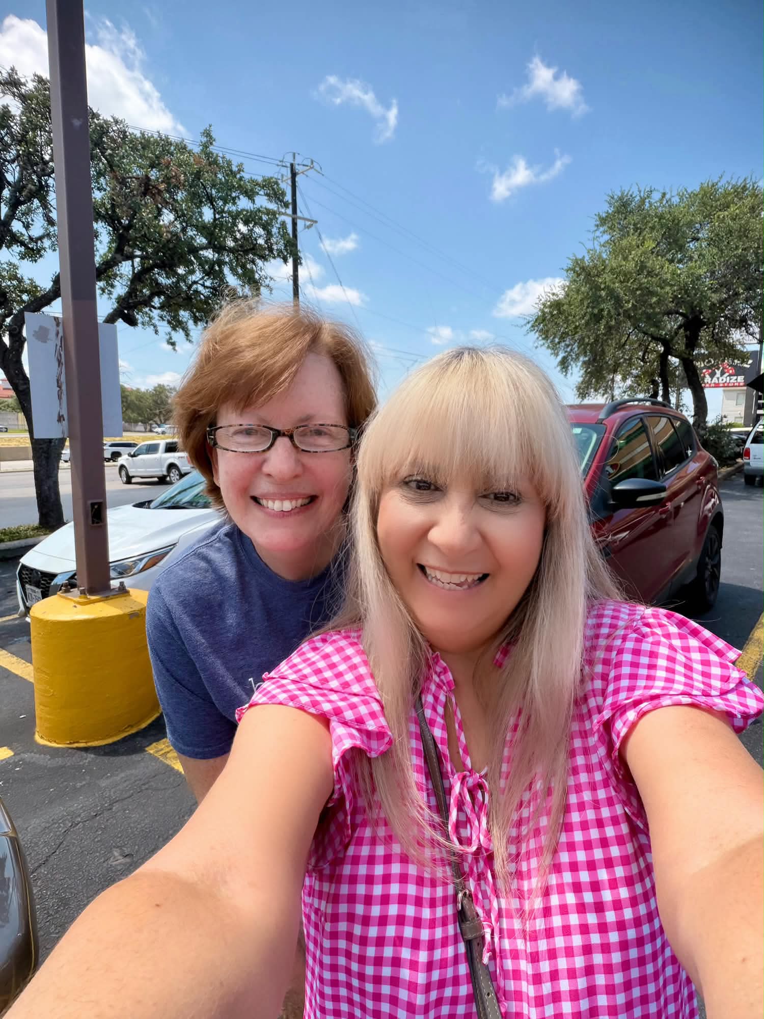 Had the best time with my friend and PC bestie!! 🩷 BONUS……… we ran into some of our Driggers Elementary friends. 🥰